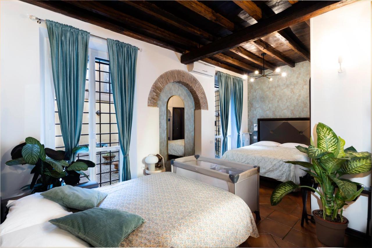 Quiet Trevi Fountain Apartment With Patio And Backyard Rome Exterior photo